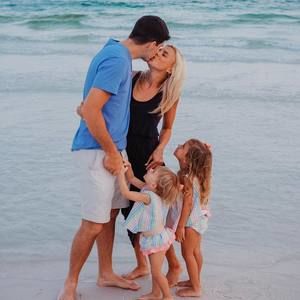 Meet your Posher, Kadi